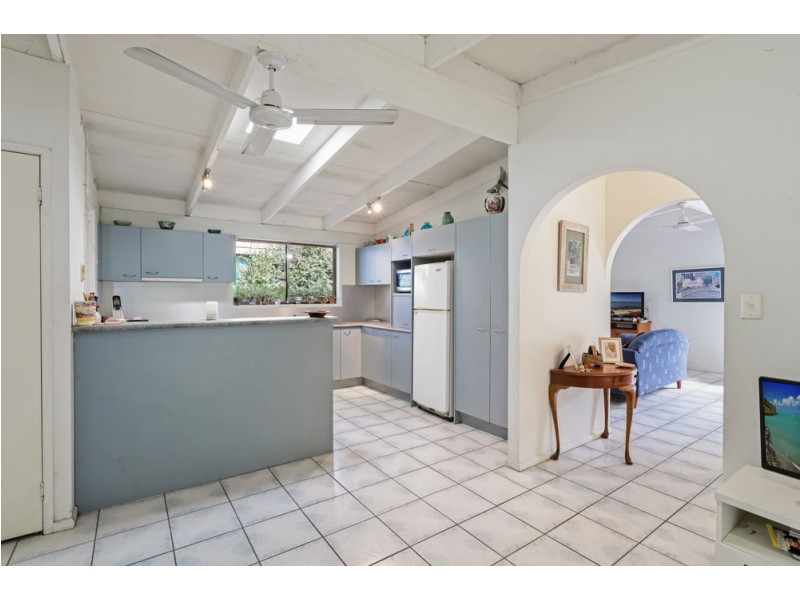 7 Yonga Street, Balmoral QLD 4171