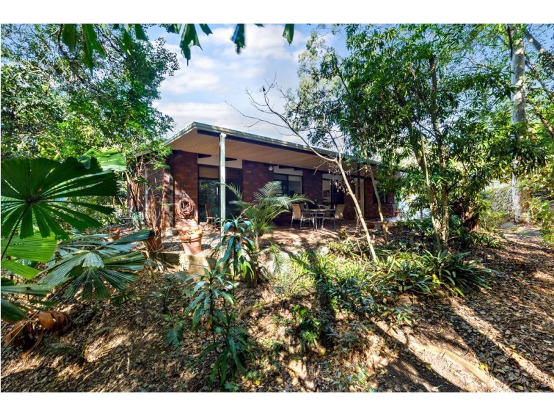 7 Yonga Street, Balmoral QLD 4171