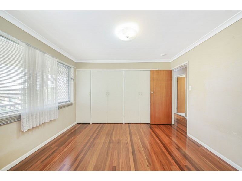 4 Hoad Street, Upper Mount Gravatt QLD 4122