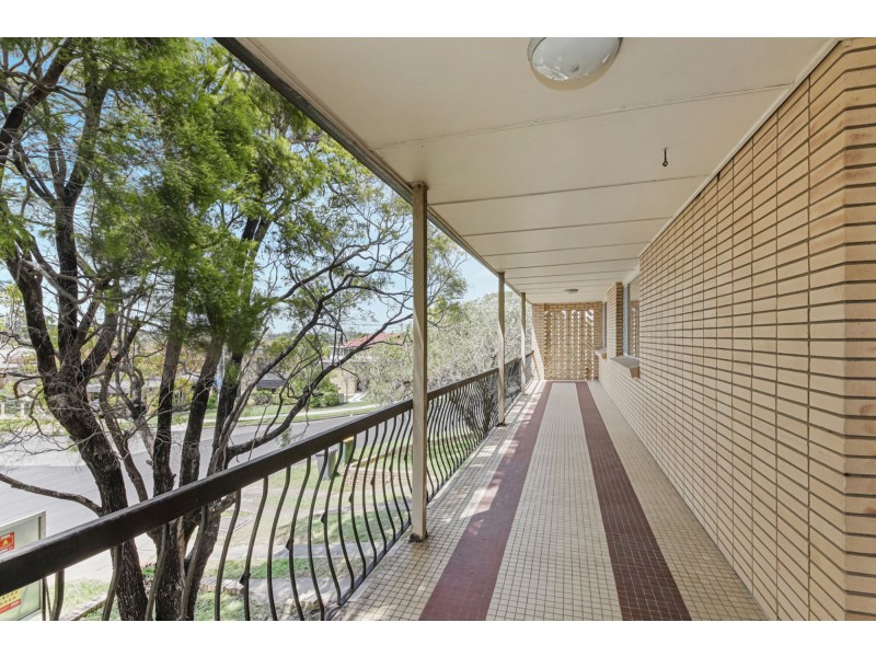 4 Hoad Street, Upper Mount Gravatt QLD 4122