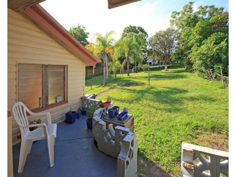 160 Morehead Avenue, Norman Park QLD 4170