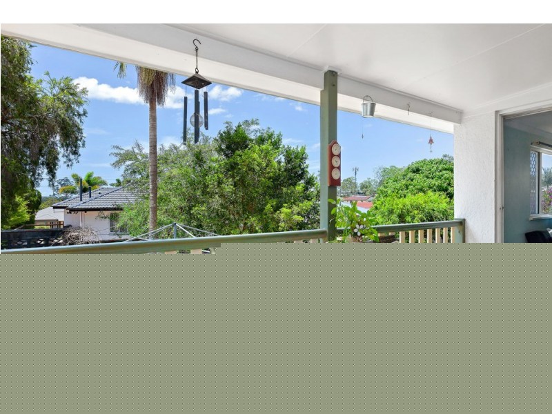 9 Arura Street, Mansfield QLD 4122