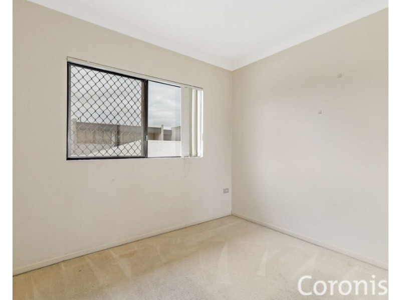 8/3 Shottery Street, Yeronga QLD 4104