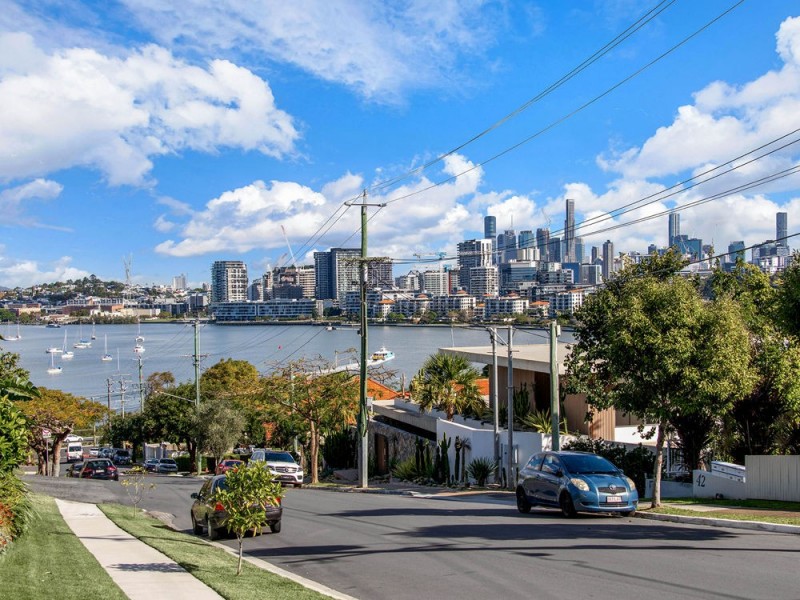 1/42 Toorak Road, Hamilton QLD 4007