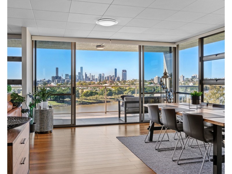 33/72 Sandford Street, St Lucia QLD 4067