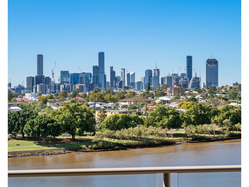 33/72 Sandford Street, St Lucia QLD 4067