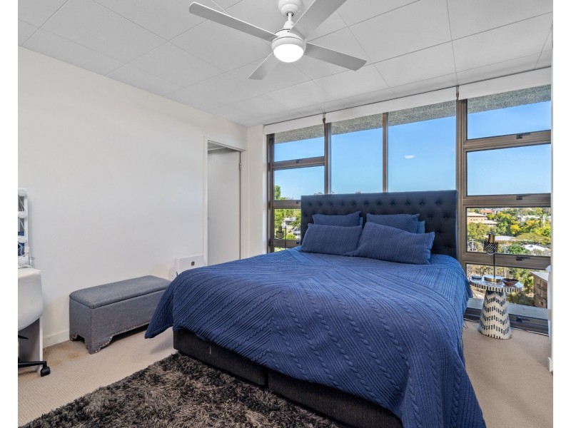 33/72 Sandford Street, St Lucia QLD 4067