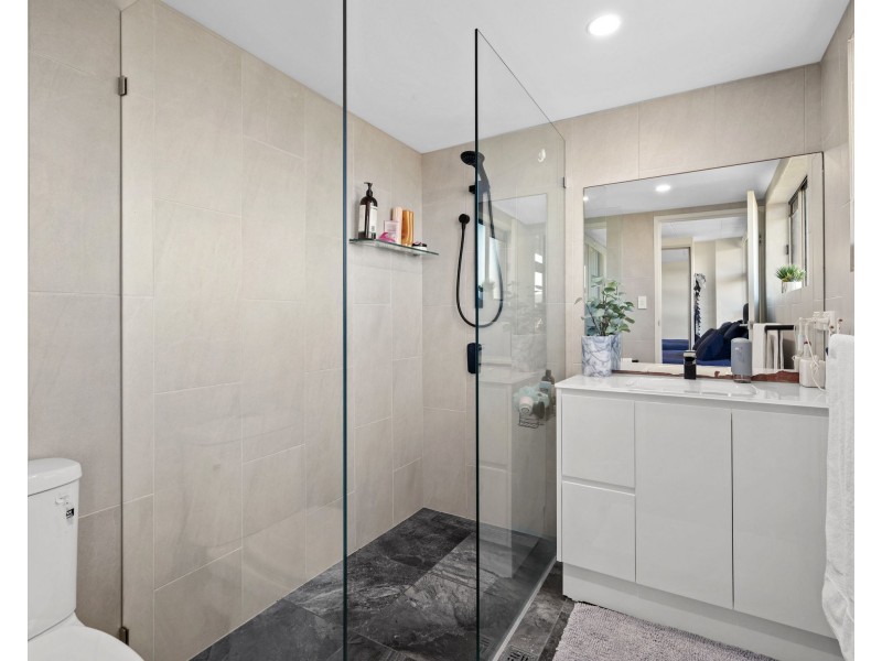 33/72 Sandford Street, St Lucia QLD 4067