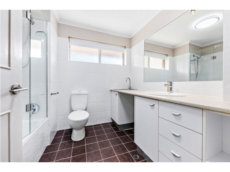 6/68 Pembroke Road, Coorparoo QLD 4151