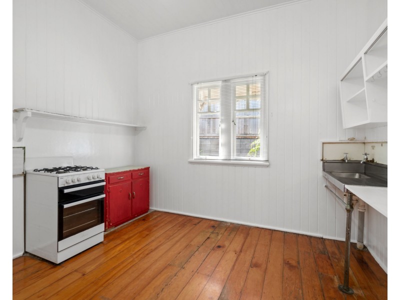 114 Gray Road, West End QLD 4101