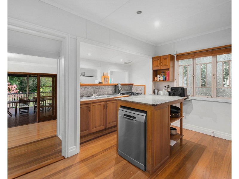 16 Monash Road, Tarragindi QLD 4121