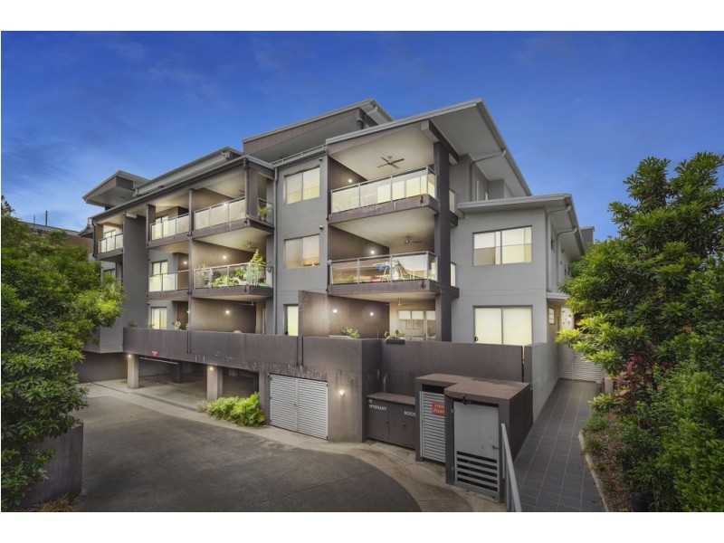 2/57-59 Gordon Street, Greenslopes QLD 4120