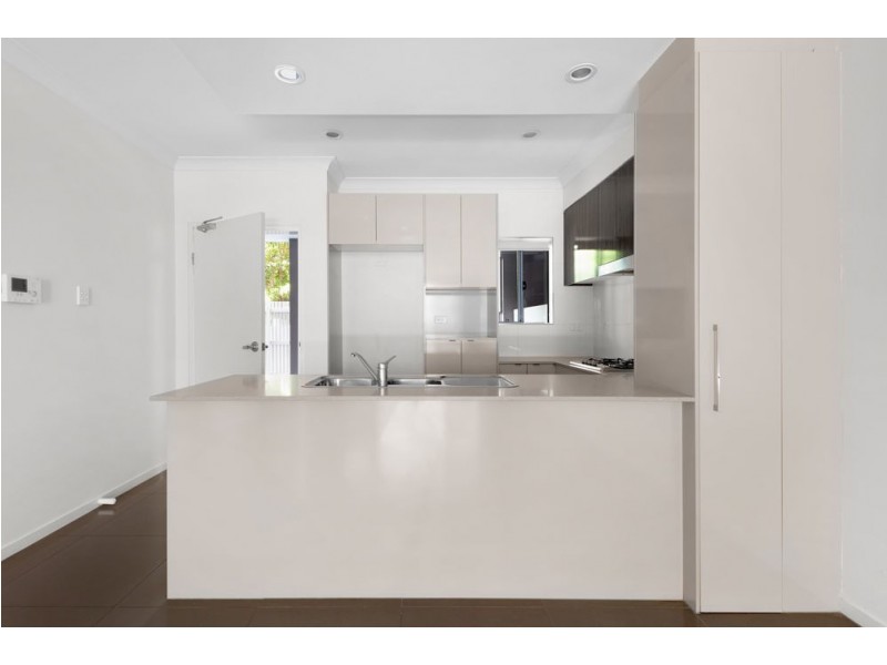 2/57-59 Gordon Street, Greenslopes QLD 4120