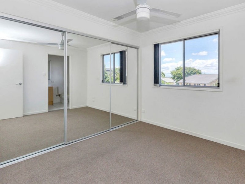 27/266-284 Henty Drive, Redbank Plains QLD 4301