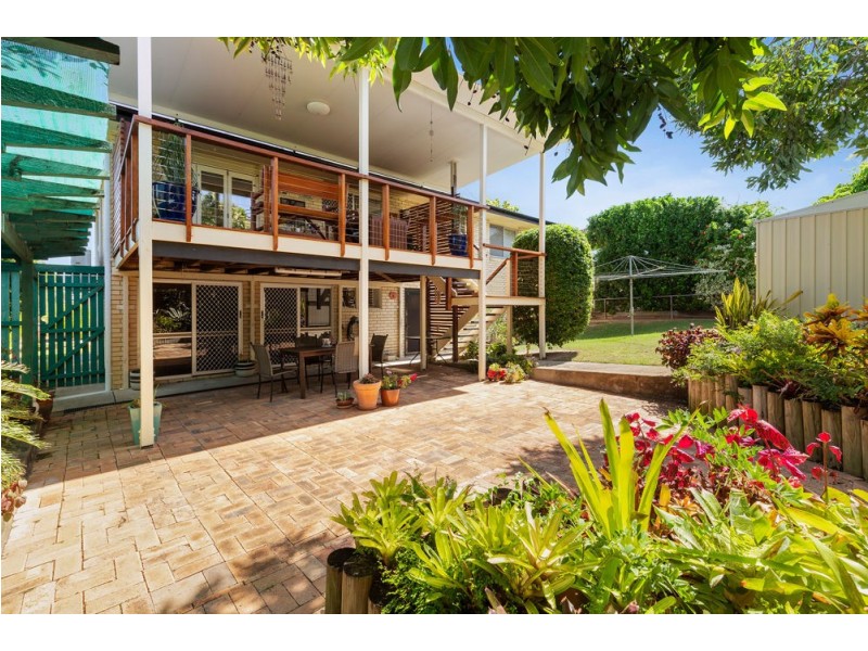 14 Handon Street, Mansfield QLD 4122