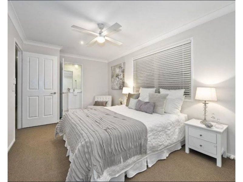 11 Caswell St, East Brisbane QLD 4169