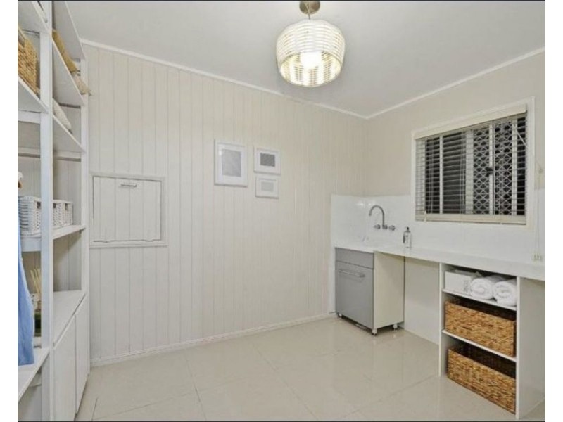 11 Caswell St, East Brisbane QLD 4169