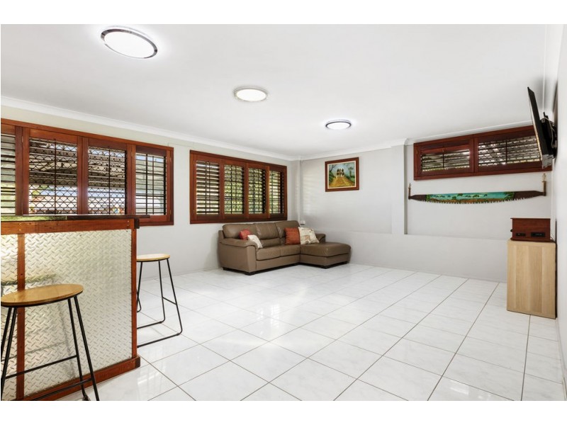 23 Mannetto Street, Wishart QLD 4122