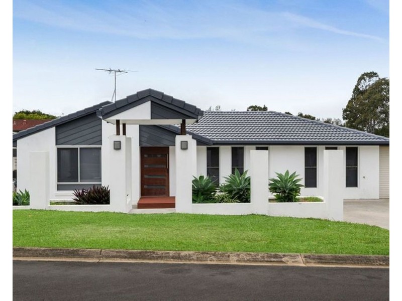 2 BOTTLEBRUSH COURT, Victoria Point QLD 4165