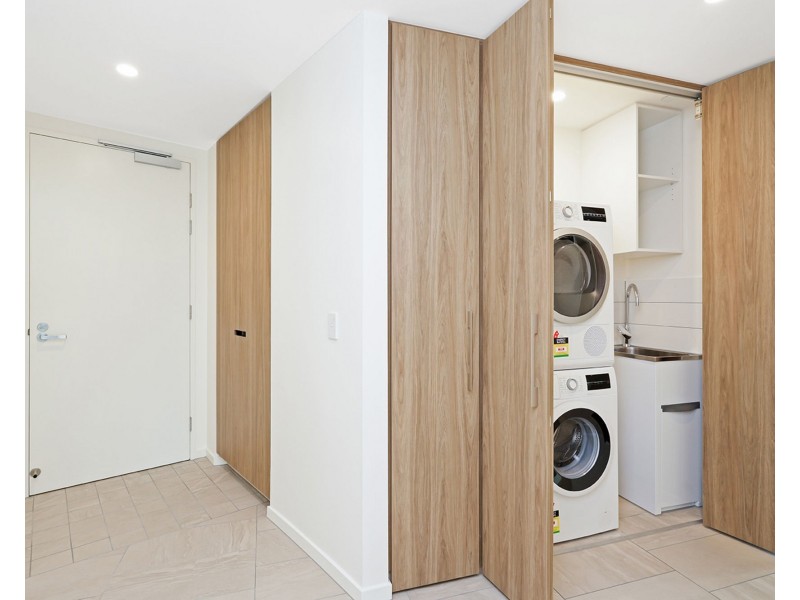 1001/25 Shafston Avenue, Kangaroo Point QLD 4169