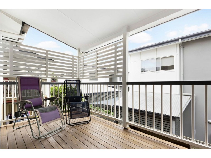 16 Park Street, Hawthorne QLD 4171