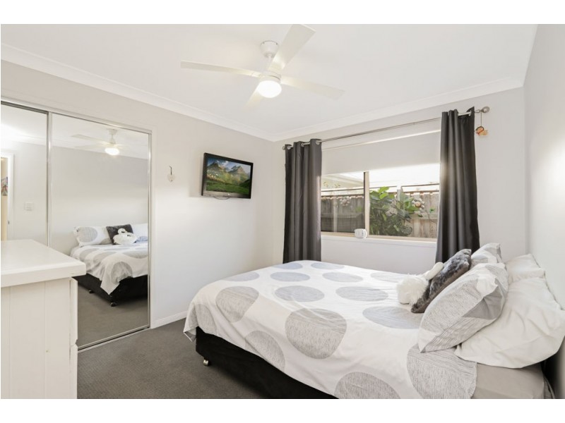 5 Brush Box Place, Wakerley QLD 4154