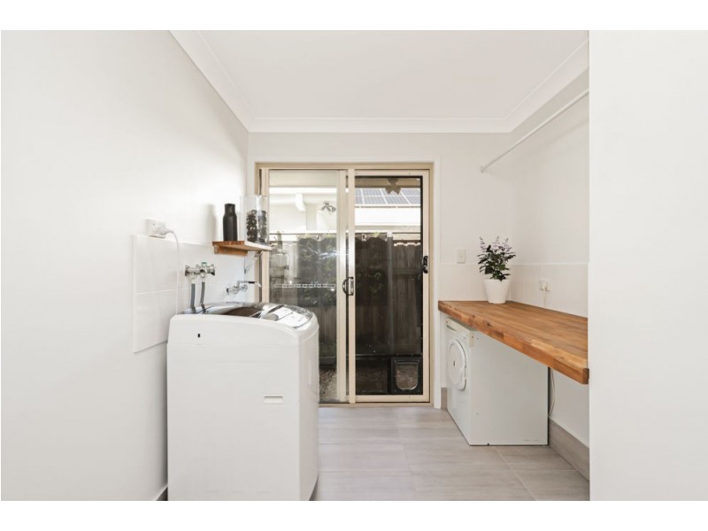 5 Brush Box Place, Wakerley QLD 4154