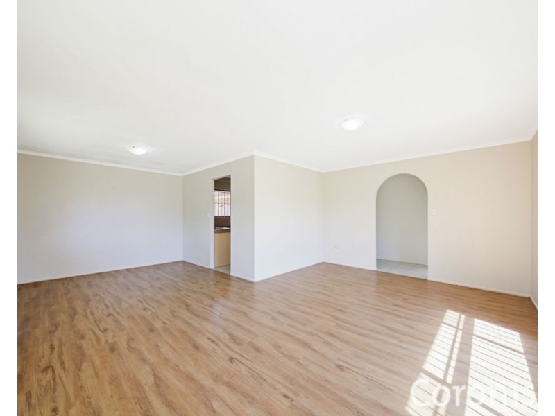 17 Banika St, Mansfield QLD 4122