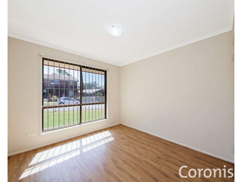 17 Banika St, Mansfield QLD 4122