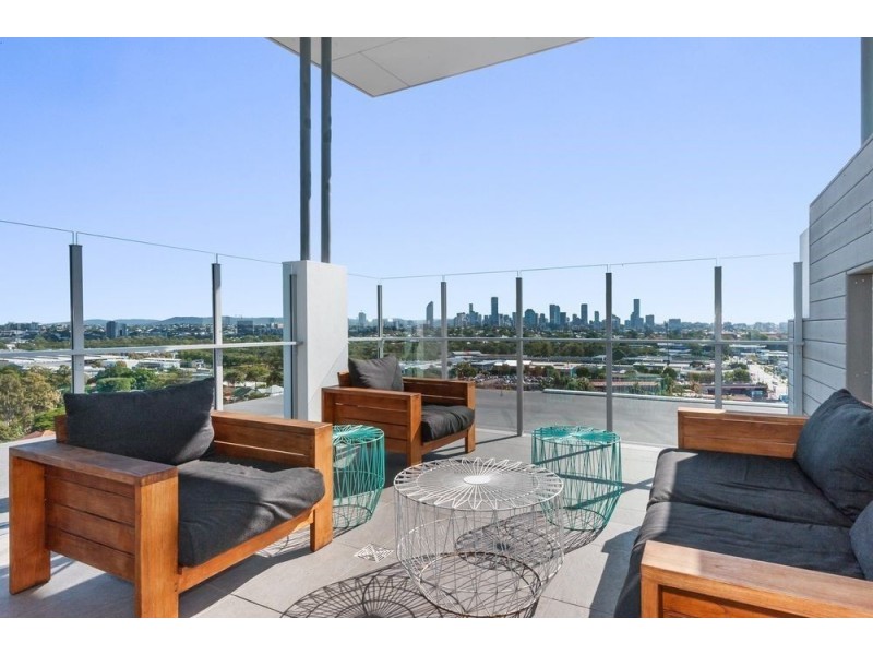 1083/123 Cavendish Road, Coorparoo QLD 4151