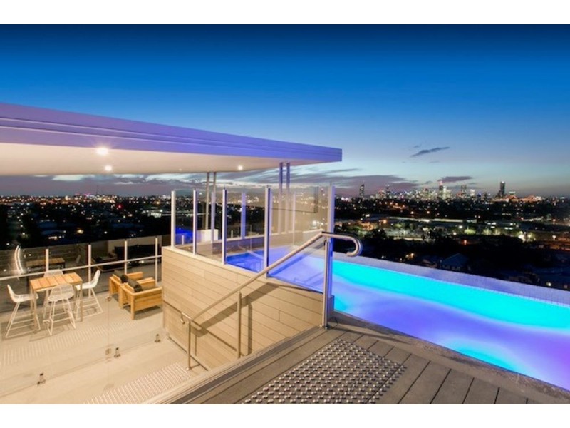 1083/123 Cavendish Road, Coorparoo QLD 4151