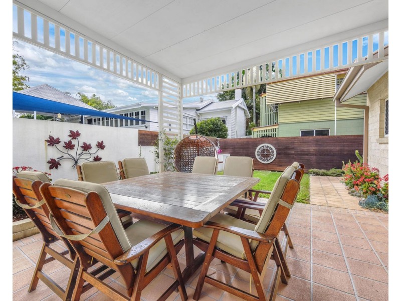 3 Gladstone Street, Coorparoo QLD 4151