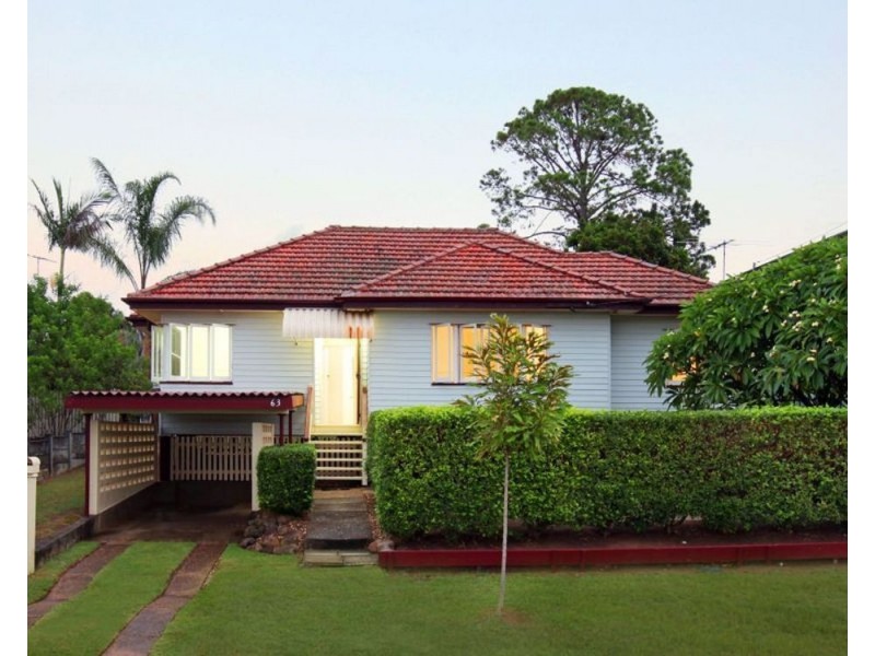 63 Delsie Street, Cannon Hill QLD 4170