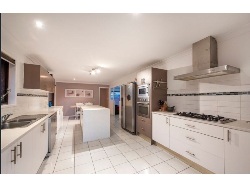 1 Circle Court, Rochedale South QLD 4123