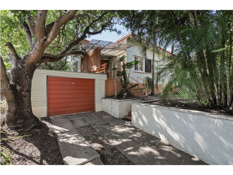 15 Brescia Street, Holland Park West QLD 4121