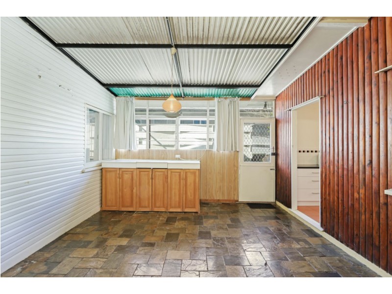 15 Brescia Street, Holland Park West QLD 4121