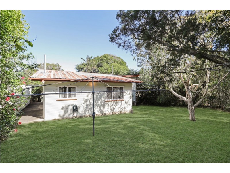 15 Brescia Street, Holland Park West QLD 4121
