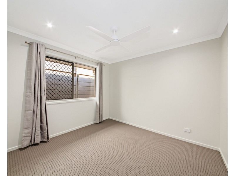 24 FALKIRK WAY, Spring Mountain QLD 4124