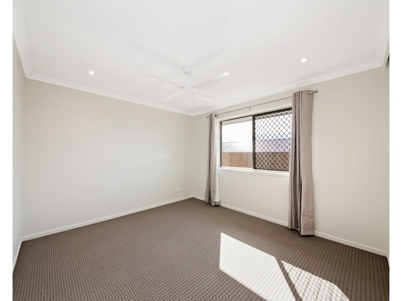 24 FALKIRK WAY, Spring Mountain QLD 4124