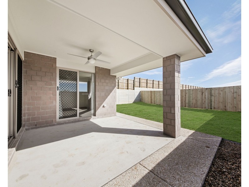 24 FALKIRK WAY, Spring Mountain QLD 4124