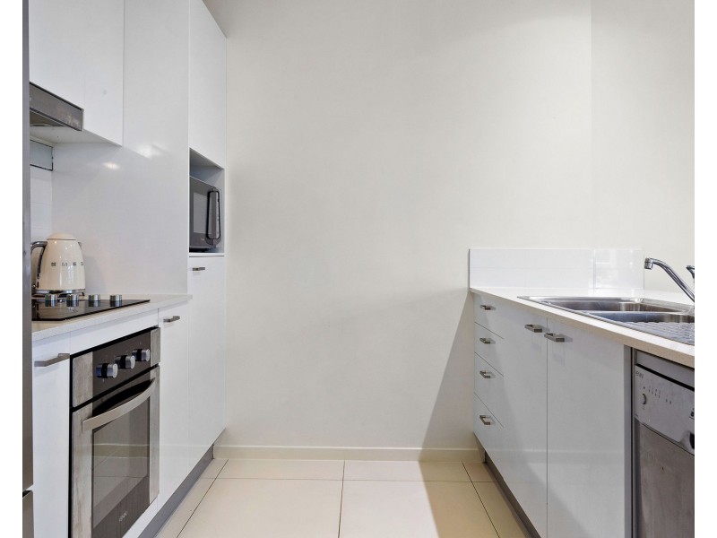 8/12 Lake Street, Yeronga QLD 4104