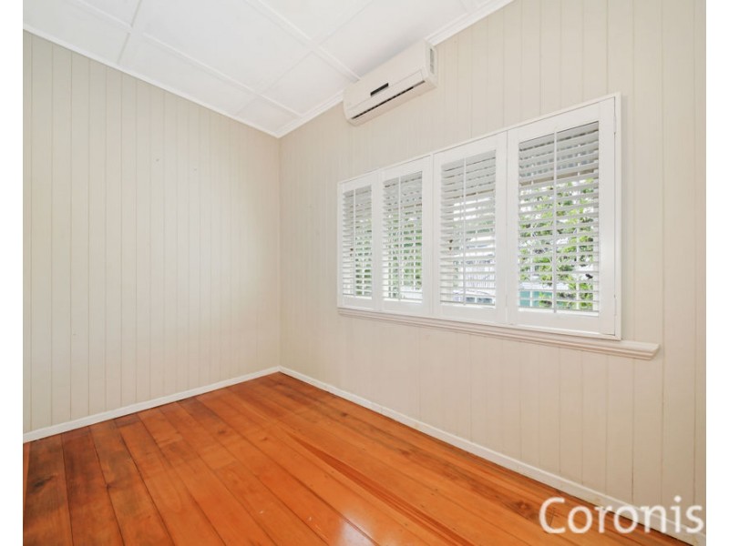 29 Livingstone Street, Yeerongpilly QLD 4105