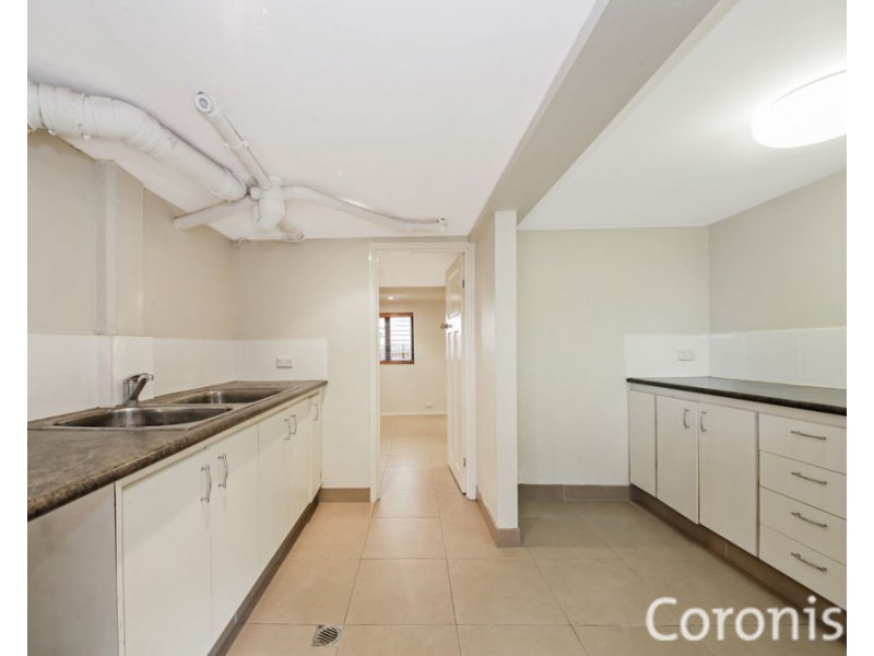 29 Livingstone Street, Yeerongpilly QLD 4105