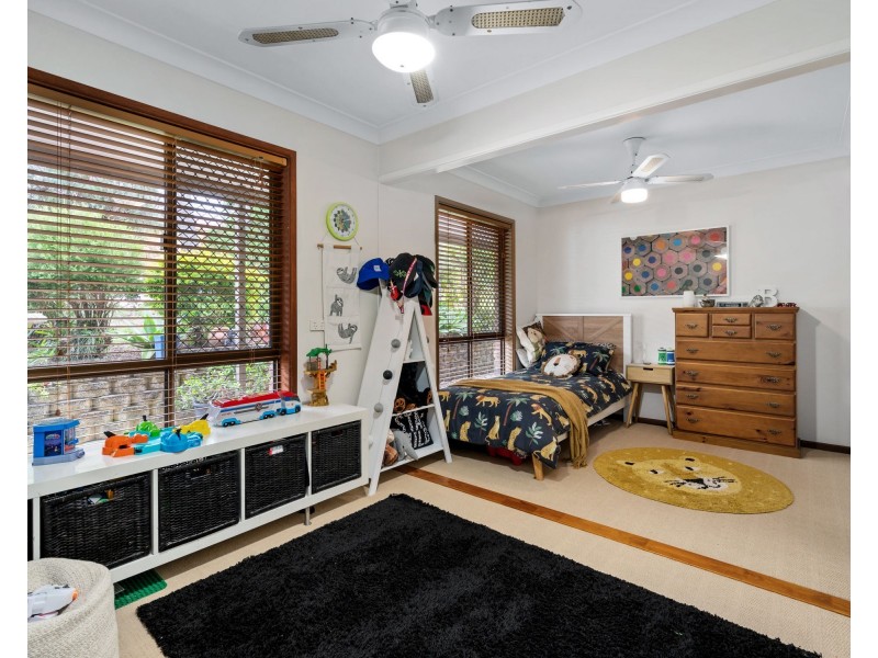 13 Oatberry Crescent, Shailer Park QLD 4128