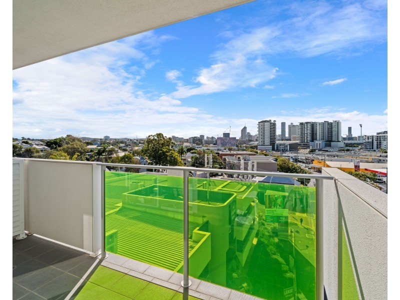 504/151 Logan Road, Woolloongabba QLD 4102