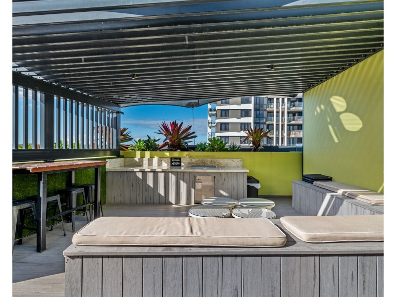 504/151 Logan Road, Woolloongabba QLD 4102