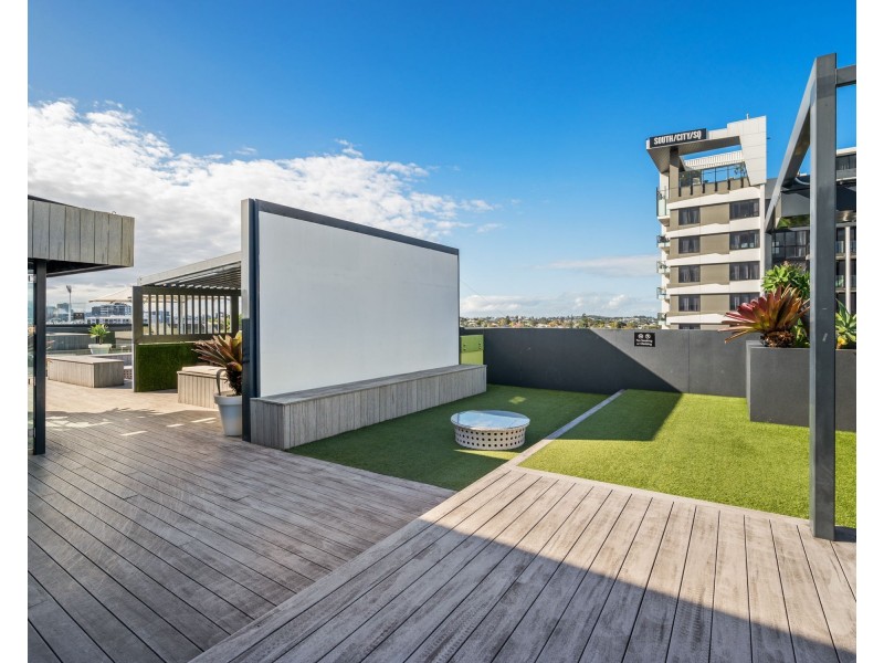 504/151 Logan Road, Woolloongabba QLD 4102