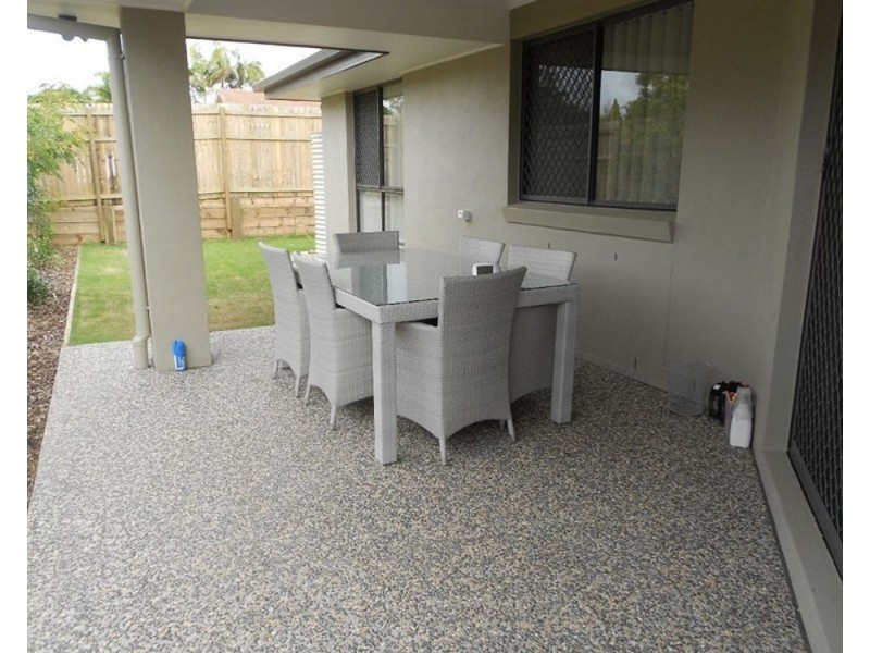 92 Schooner Circuit, Manly West QLD 4179