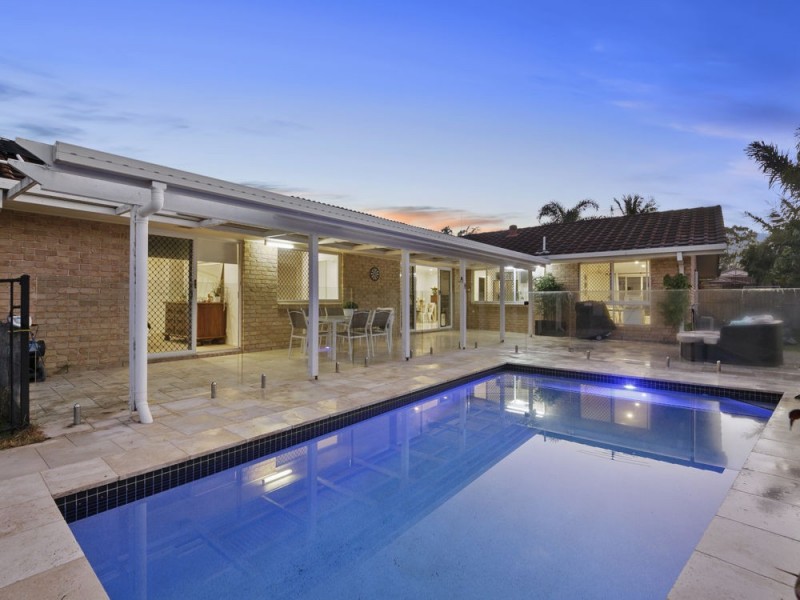 5 Oprah Place, Belmont QLD 4153