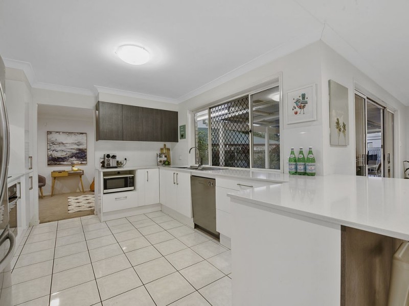 5 Oprah Place, Belmont QLD 4153